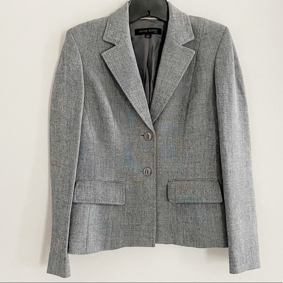 Ann Klein Light Gray Lined Pant Suit - Picture 2 of 5